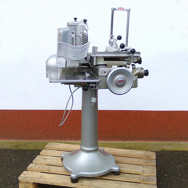 Nářezový stroj (nářezák) Berkel 36cm - Použitý