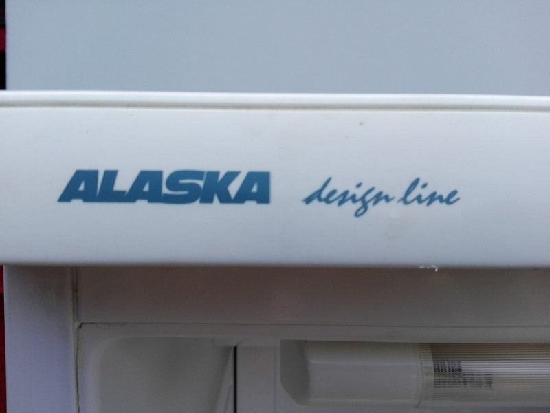 Lednice prosklená ALASKA - Použitá