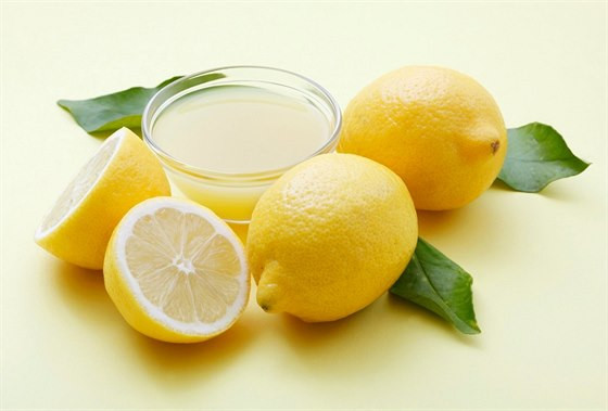 Citronová tekutá esence 0,6 kg Lay