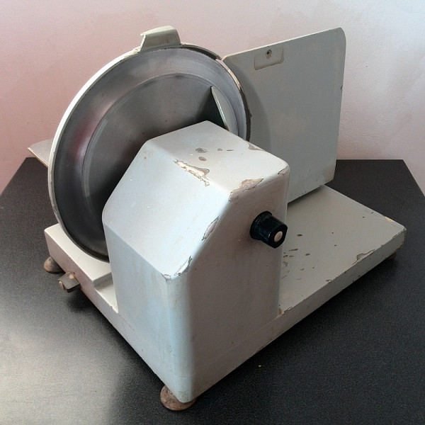 Nářezový stroj (nářezák) 28cm č.1 - použitý